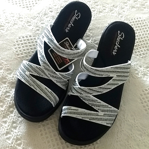 Skechers Shoes - 🆕Listing, 👠11, NWT WEDGE SANDALS
